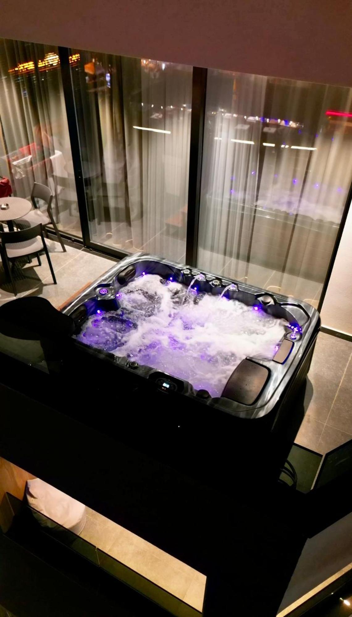 Joni Premium Hotel