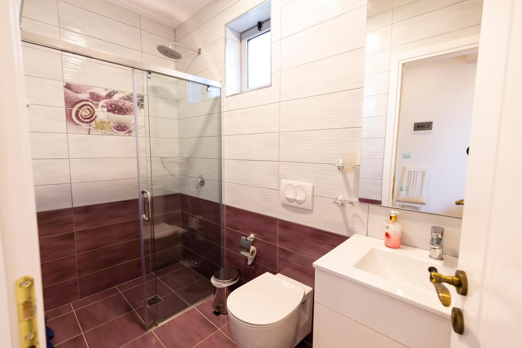 Joni Premium Hotel