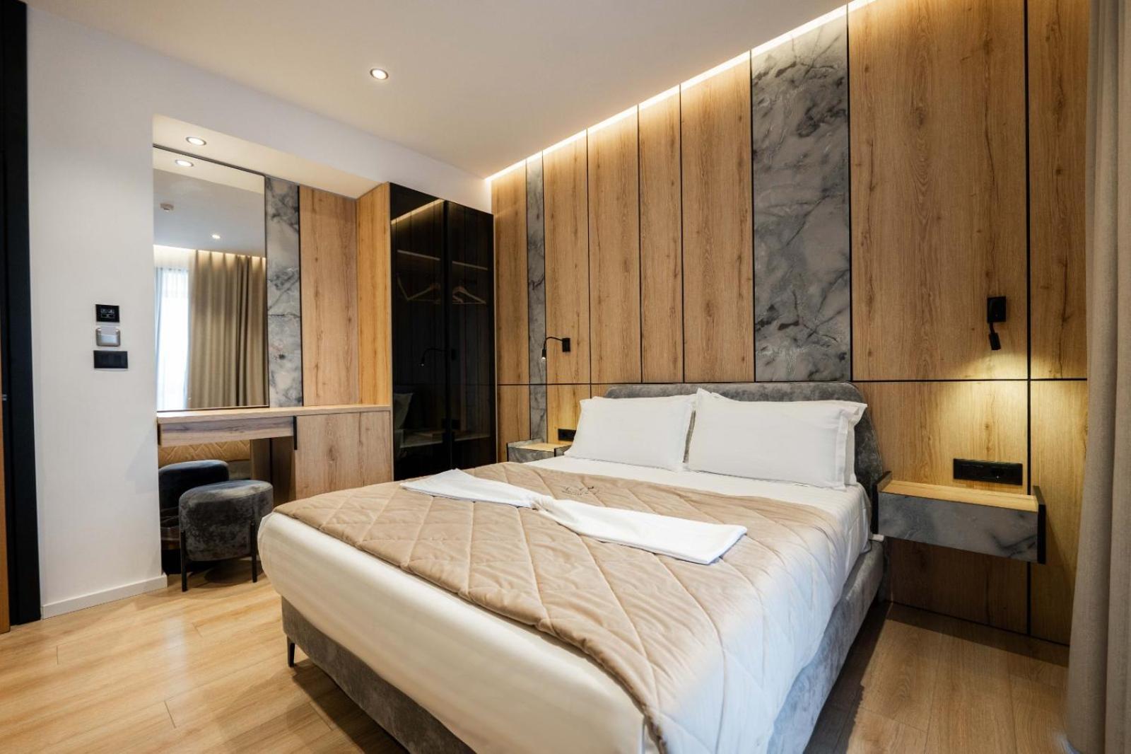 Joni Premium 4* Ksamil